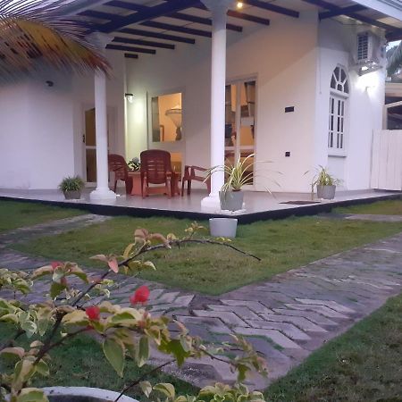 Ann Villa Negombo Exterior foto